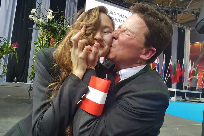 Die Europameisterin und der stolze Vater: Lisa und Wolfgang Janisch in Göteborg.