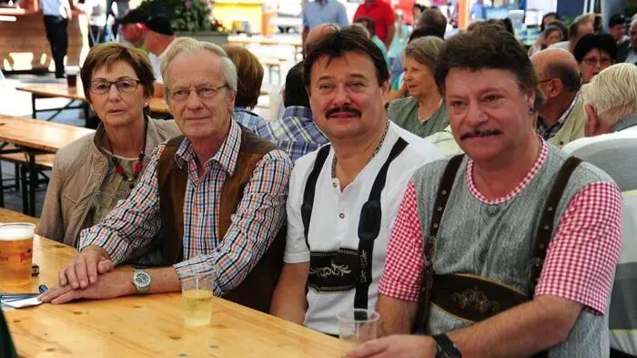 Im Rahmen des zweitägigen Stadtfests wurde am 23. Juli am Zeltweger Platzlmarkt zu einem Frühschoppen geladen.