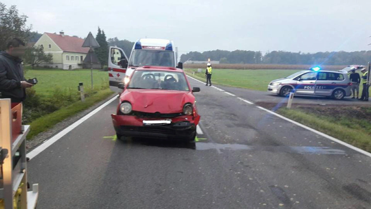 Zwei Pkw waren in den Unfall verwickelt