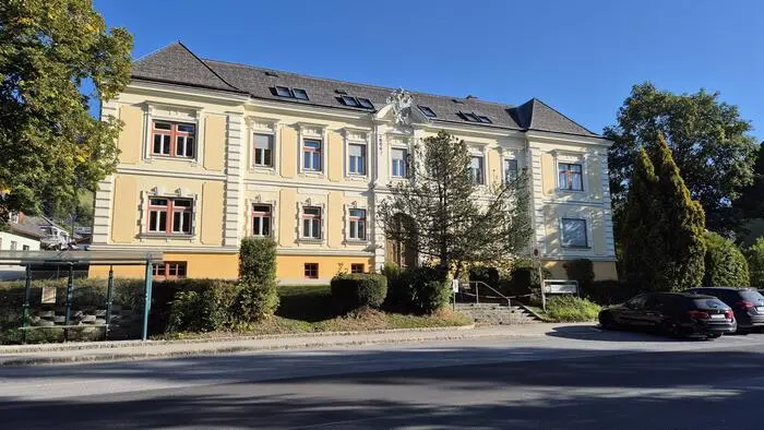 Das Bezirksgericht und ...