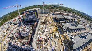 Baustelle der Superlative: 5000 Menschen arbeiten am Kernfusionskraftwerk ITER