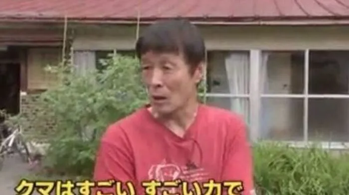 Atsushi Aoki, Japans gefeierter Held