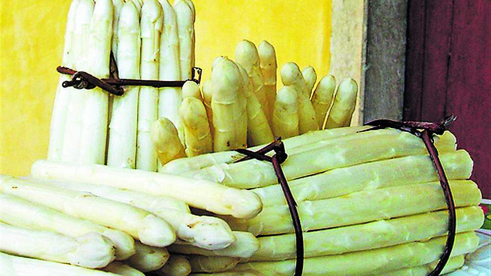 Der weiße Spargel prägt das kulinarische Selbstverständnis der Region