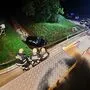 Ein 20-jähriger Mann landete mit seinem Auto in einem Bachbett