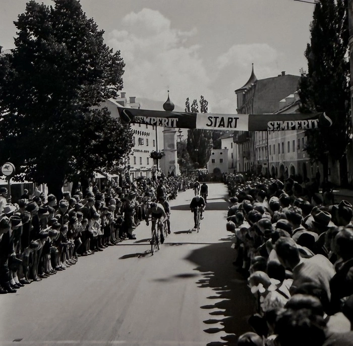 Die Tradition von Radsportveranstaltungen in Osttirol ist groß: Schon 1951 richtete man die Dolomitenradrundfahrt aus.