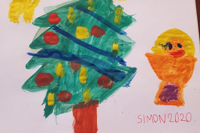 Die Sternschnuppe kündigt an, dass das Christkind aus dem Sternenhimmel zu Simon Jakob Pirkers Familie nach Feldkirchen geflogen kommt. Im Gepäck hatte es drei schön verpackte Geschenke für Simon Jakob und seine beiden Geschwister.