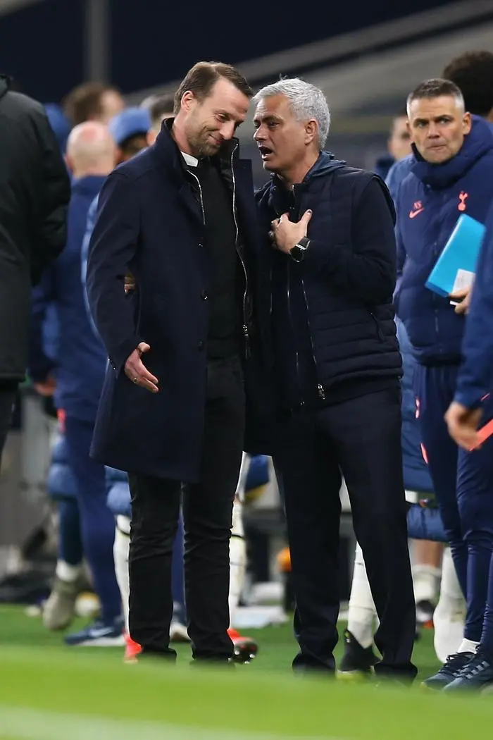 LONDON,ENGLAND,24.FEB.21 - SOCCER - UEFA Europa League, round of 32, Tottenham Hotspur vs Wolfsberger AC. Image shows head coach Ferdinand Feldhofer (WAC) and head coach Jose Mourinho (Tottenham). Photo: GEPA pictures/ Michael Zemanek