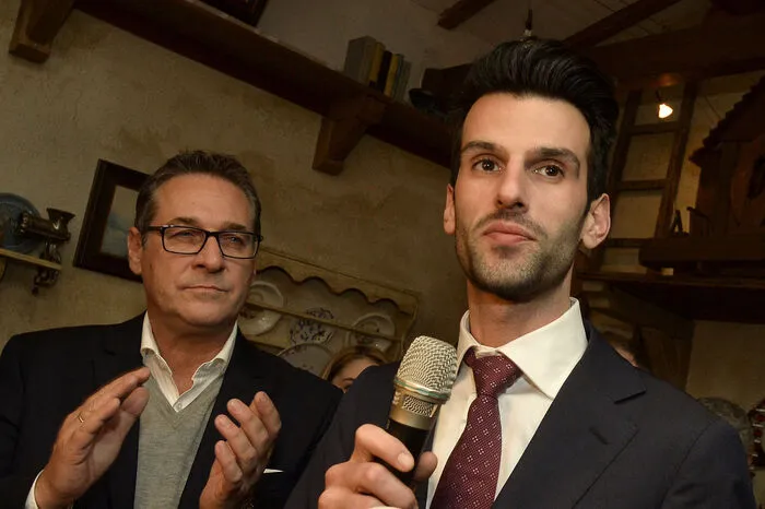 Die Freiheitlichen bekamen offensichtlich die "Causa Landbauer" rund um Nazi-Liedgut bei der Burschenschaft "Germania zu Wiener Neustadt" zu spüren. Landbauer bezeichnete die FPÖ als "stark vertreten". In Prozenten sei eine Verdoppelung nicht gelungen, bei den Mandaten aber sehr wohl. Und damit sei er "alles andere als unzufrieden".
