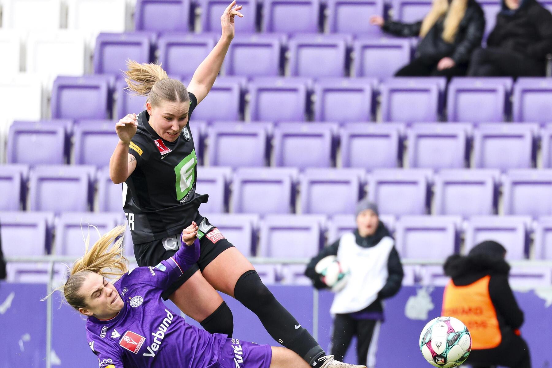 Elfmeter-Entscheidung: Sturm-Frauen fühlen sich nach 0:2 im Cup-Halbfinale betrogen