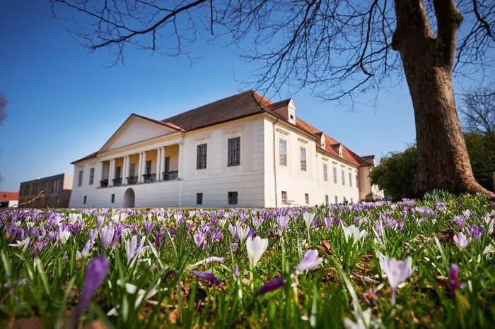 In der „Gebietsführerschule 1 Retzhof“ wurde die Hitlerjugend ausgebildet
