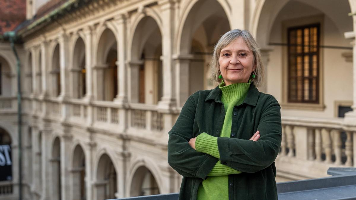 Claudia Klimt-Weithaler, KPÖ, im Landhaus: „Das Leitspital wankt längst gewaltig.“ 