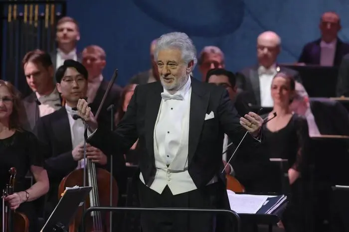  Placido Domingo 