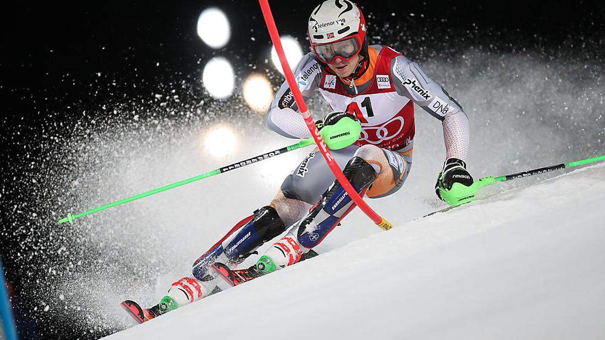 Henrik Kristoffersen gewinnt in Schladming