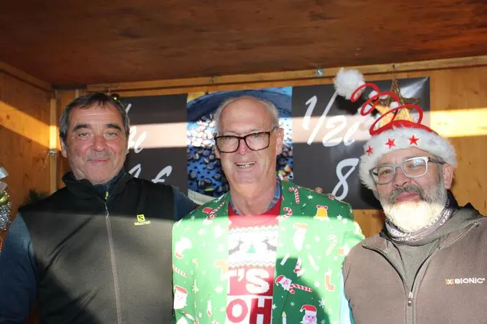 Organisator Rudi Götzl konnte bei Prachtwetter hunderte Besucher beim traditionellen Weihnachtszauber begrüßen und bedankte sich bei der Stadtgemeinde Köflach, den vielen Sponsoren, Helfern und Ausstellern für das perfekte Gelingen dieser sehenswerten Veranstaltung. 