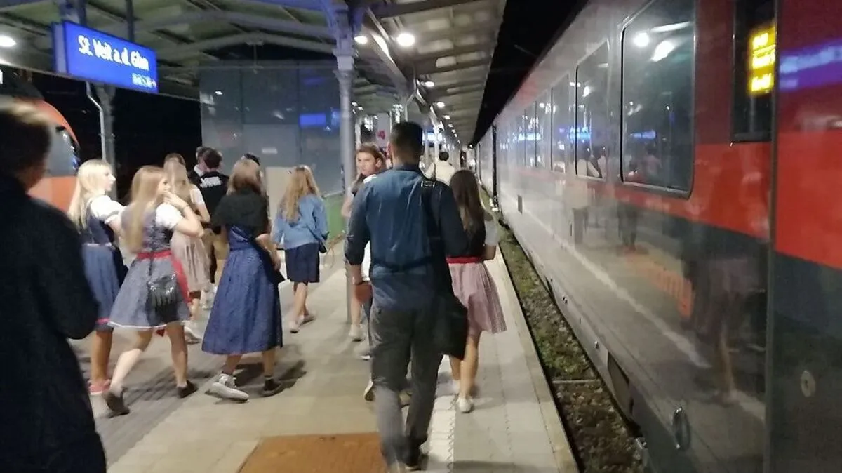 Vermutlich waren auch die beiden Klagenfurter auf dem Weg zum Wiesenmarkt (Symbolbild)