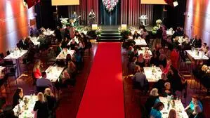 Feierliche Stimmung bei der Vita-Gala im Casineum Velden