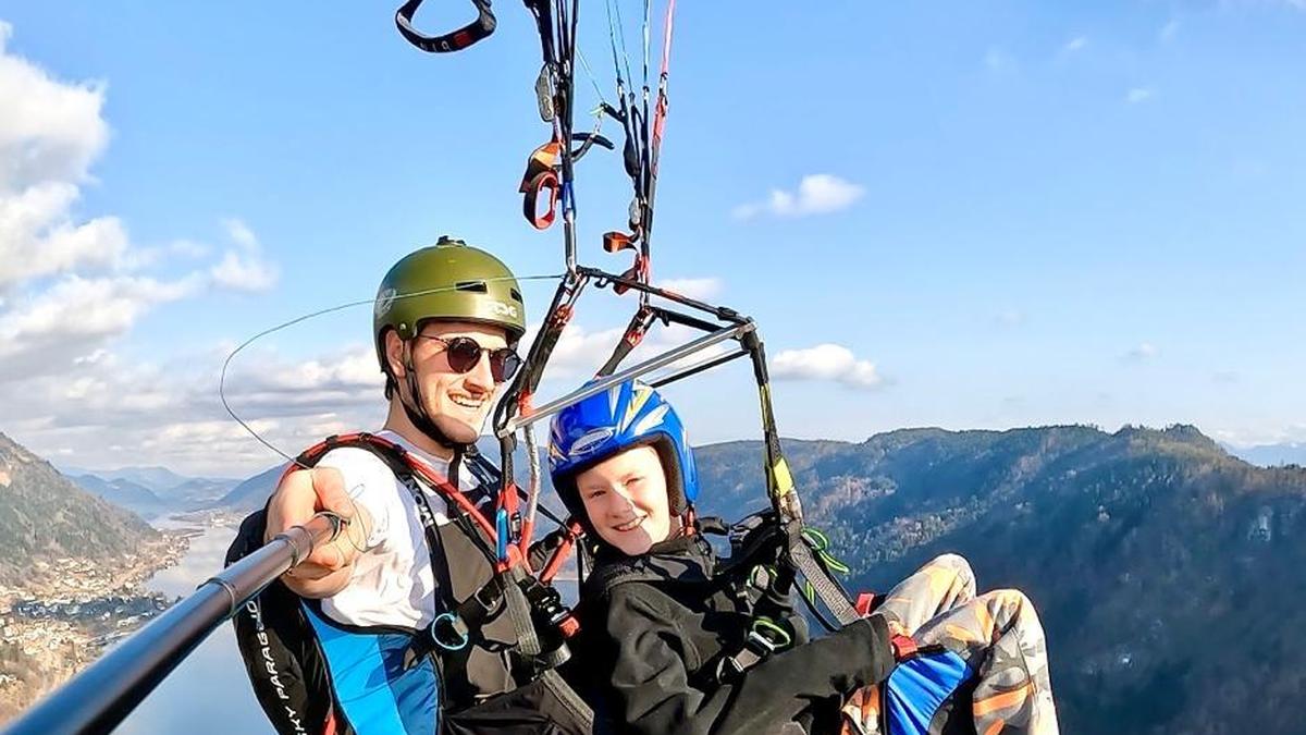 Die Söhne Niko und Hanno Isak sind die neue Generation in der Flugschule von Maggie Grabner