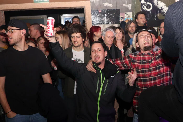 Super, geile Stimunng bei den Fans!