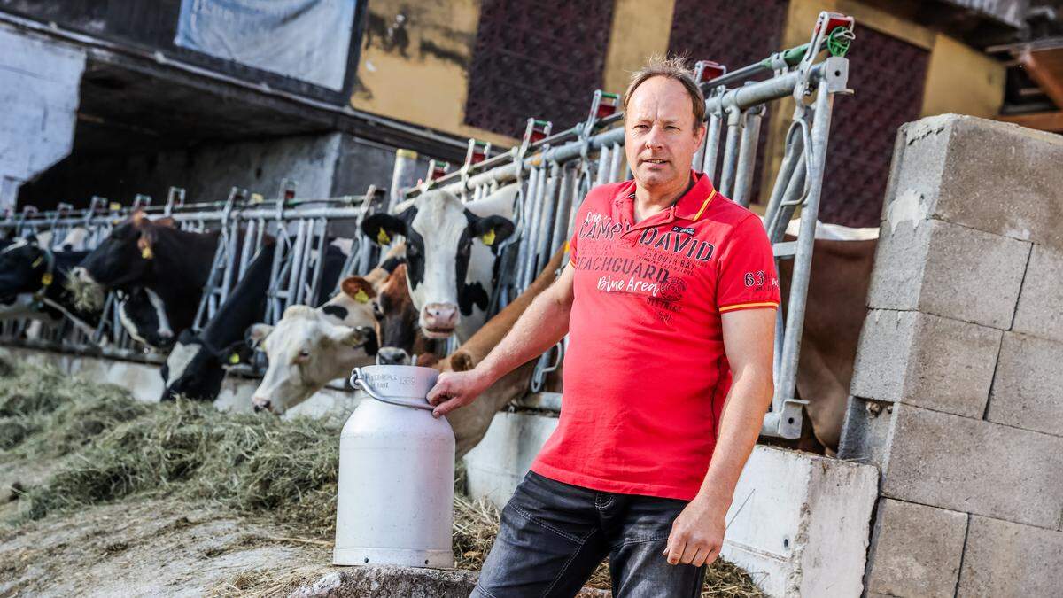 Milchbauer Stefan Sinnigen aus Auen bei Velde