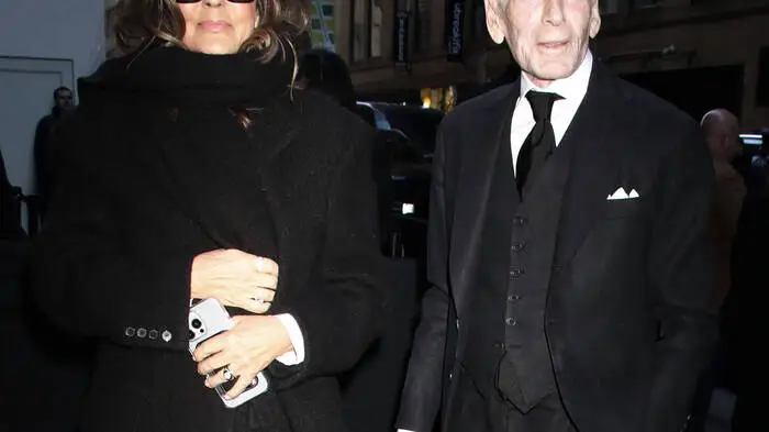 Der US-Modedesigner Calvin Klein kehrte nach sechs Jahren zur New York Fashion Week zurück - ein Grund, höchstpersönlich zu erscheinen. 