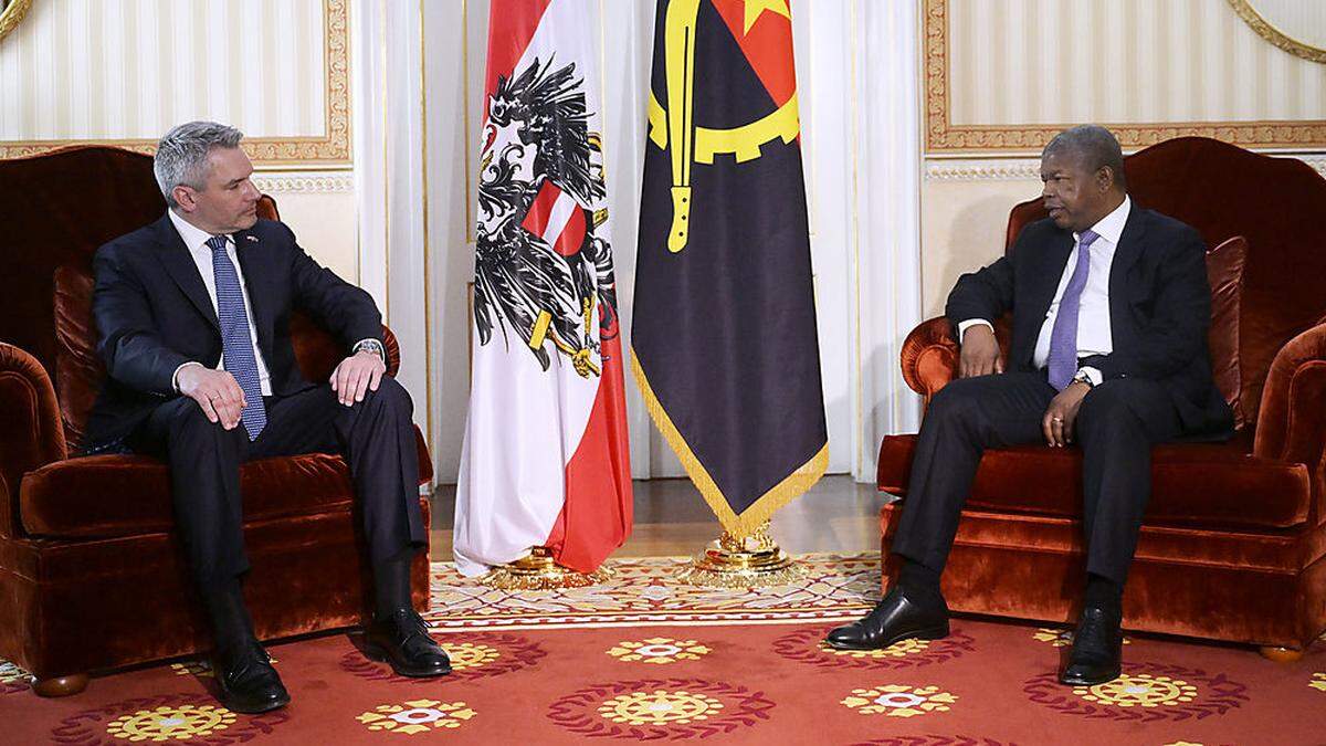Mit Angolas Präsidenten Lourenço traf sich Nehammer zu einem Gespräch