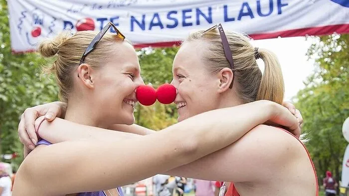 Rote Nasen Lauf: Umarmung zum 10. Geburtstag