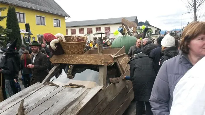 Nach sechs Jahren Pause gab es in St. Martin im Sulmtal am Sonntag wieder einen Faschingsumzug.