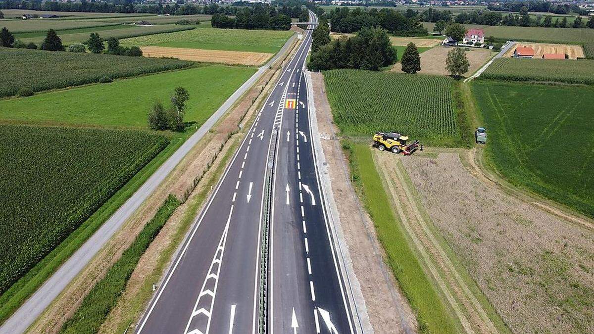 Seit Freitagnachmittag ist der Autobahnzubringer für den Verkehr freigegeben