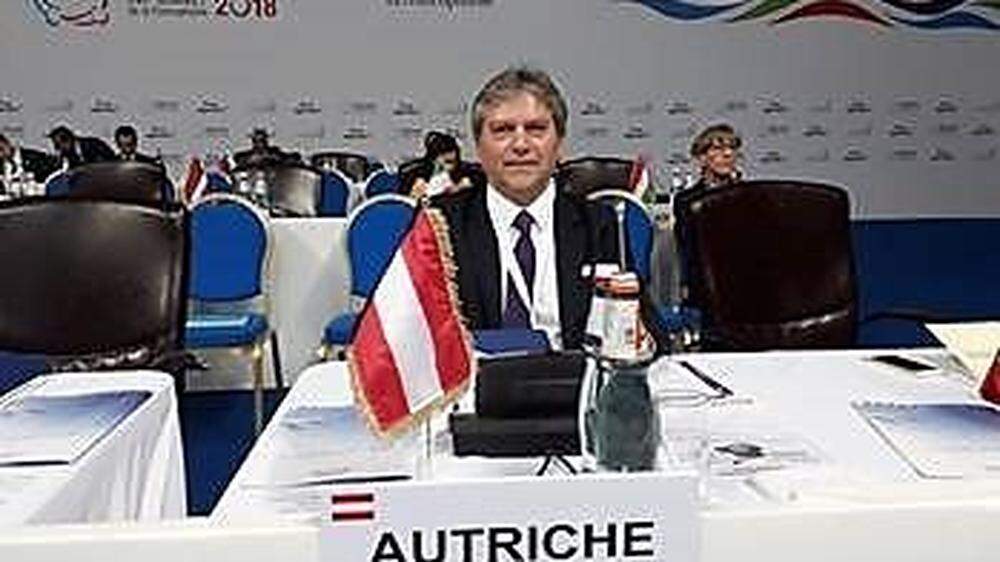 Alois Kraut beim Frankophonie-Gipfel der Frankreich-freundlichen Staaten in Jerewan