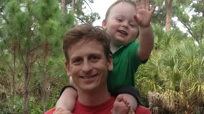Tanzschulbesitzer Pierre Gider mit seinem Sohn Nathaniel