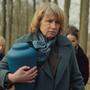 Das traurigste Begräbnis der Filmgeschichte: Corinna Harfouch in „Sterben“ im Bestattungswald