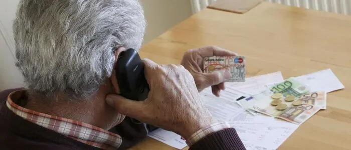 Pensionist fiel auf Internetbetrug herein (Symbolfoto)