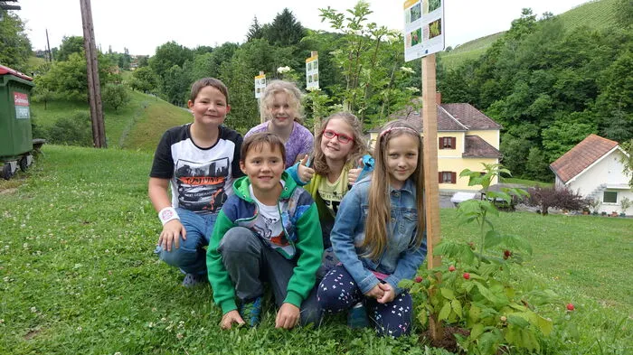 Ein besonders naturnahes Projekt ist im April in der Volksschule Ratsch und in den weiteren steirischen Naturparkschulen gestartet.