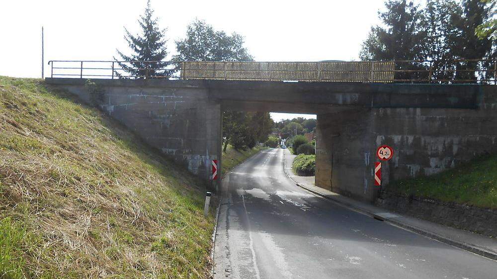 Die 61 Jahre alte Brücke in der Gemeinde Feistritztal wird erneuert