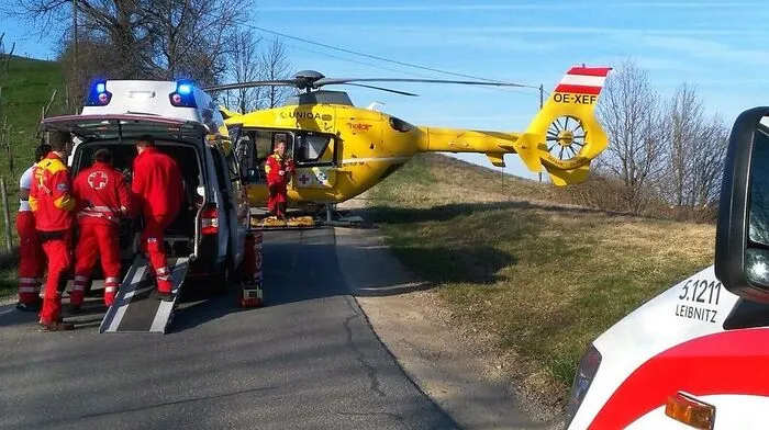 Der Verletzte wurde mit dem Hubschrauber abtransportiert