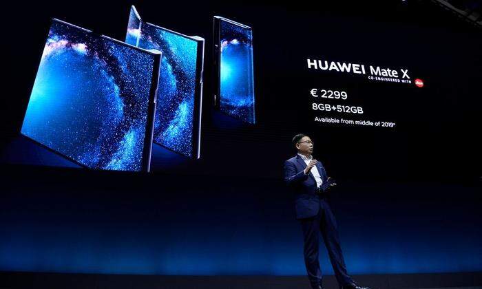 Das Huawei Mate X kostet mehr als 2200 Euro