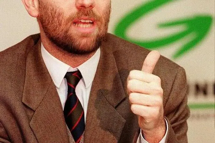 Dann übernahm Christoph Chorherr. Der gelernte Volkswirt war bis Dezember 1997 Bundessprecher der Partei. Seit 1997 ist er Wiener Gemeinderat und Landtagsabgeordneter.