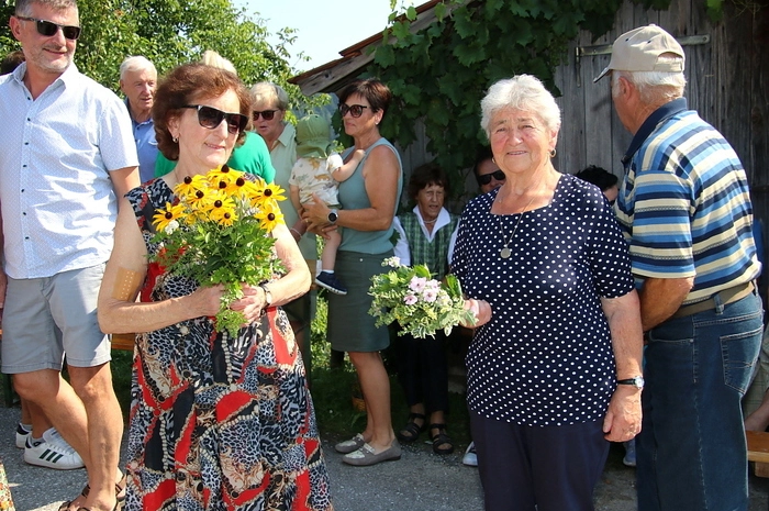 Klicken Sie sich durch die Bilder.