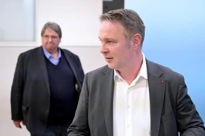 „Ich mache Politik für die Menschen und nicht für ein paar gekränkte Egos.“ – Das eigene scheint intakt: SPÖ-Chef Andreas Babler.