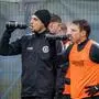KLAGENFURT,AUSTRIA,07.JAN.25 - SOCCER - ADMIRAL Bundesliga, SK Austria Klagenfurt, training start. Image shows Thorsten Mahrer and Christopher Wernitznig (A.Klagenfurt). Keywords: bottle.  
Photo: GEPA pictures/ Matthias Trinkl