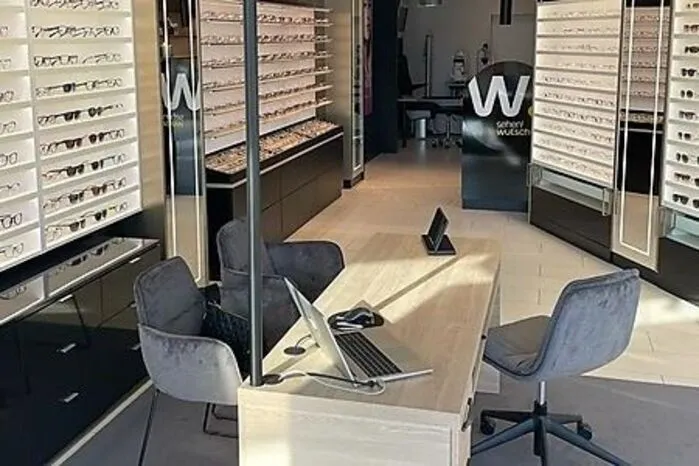 ... und auch die ehemalige Optik Achatz-Filiale in Pischelsdorf liegt nun in "Wutscher-Hand".