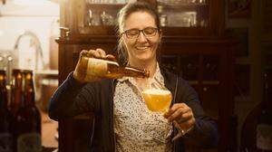 Elfriede Forstner-Schroll war 2018 &quot;Braumeisterin des Jahres&quot;. Nun hat sie ihre Brauerei in Kalsdorf zugesperrt - nach dem Tod ihres Mannes wurde alles zu viel
