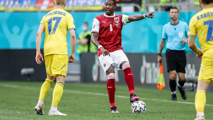 David Alaba: 5 Der Kapitän spielte dort, wo ihn viele schon längst sehen wollten: Auf der linken Abwehrseite. Und zeigte auf dieser Position eine starke Leistung. Nicht nur defensiv, sondern vor allem auch Offensiv. Sein Eckball führte zum 1:0 der Österreicher.
