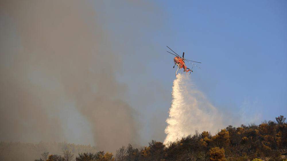 Neue Waldbrände in Griechenland ausgebrochen