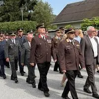 Die Feuerwehr Eltendorf feierte mit zahlreichen Ehrengästen und Abordnungen umliegender Wehren
