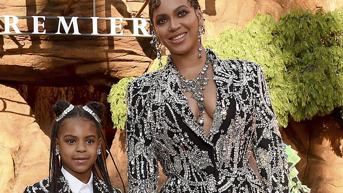 Grammy für eine Neunjähjrge: Blue Ivy Carter mit ihrer Mama Beyonce