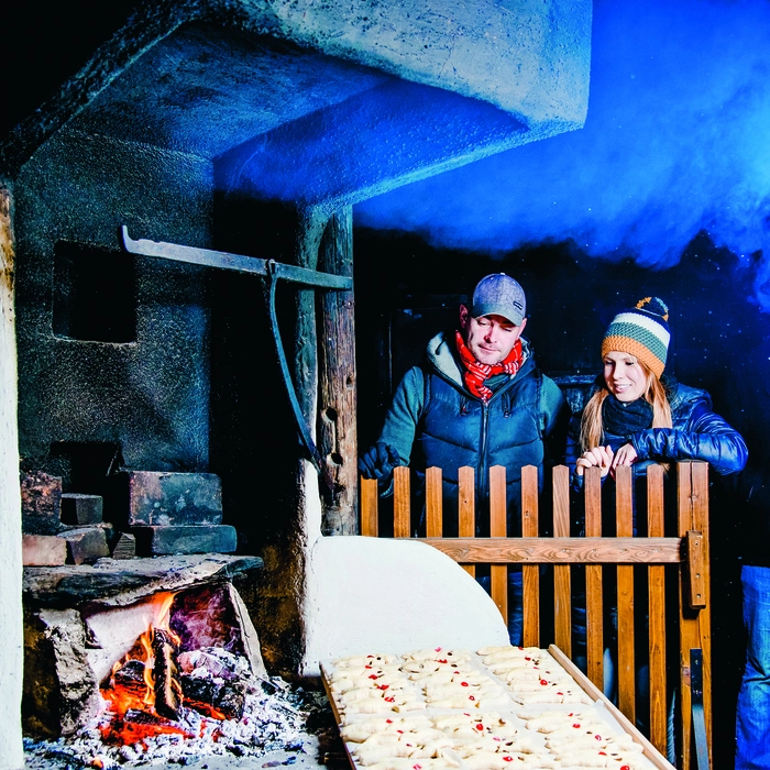 Adventfahrten: Das Freilichtmuseum Stübing lädt zu „Tannengraß & Lebzeltstern“ | Adventfahrten in die Erlebnisregion