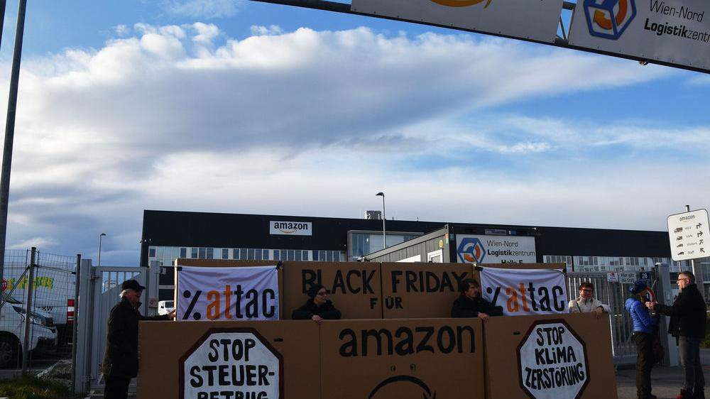 Attac sorgte für kurzfristige Blockade von Amazon-Lager 