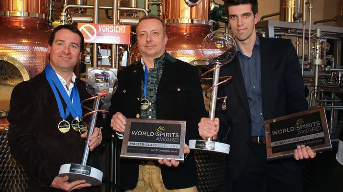 Sie haben beim „world spirits“-Award abgeräumt: Ferdinand Zweiger, Gerald Hochstrasser, Ernst Zweiger 