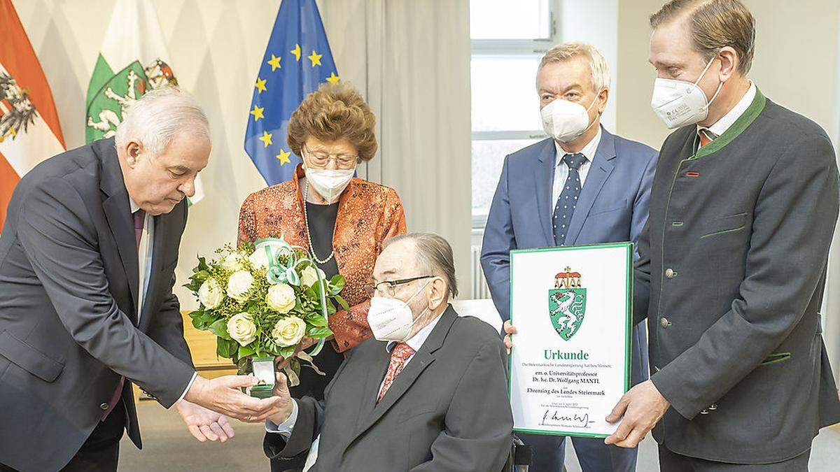 Ehrenring des Landes Steiermark an Prof. Mantl